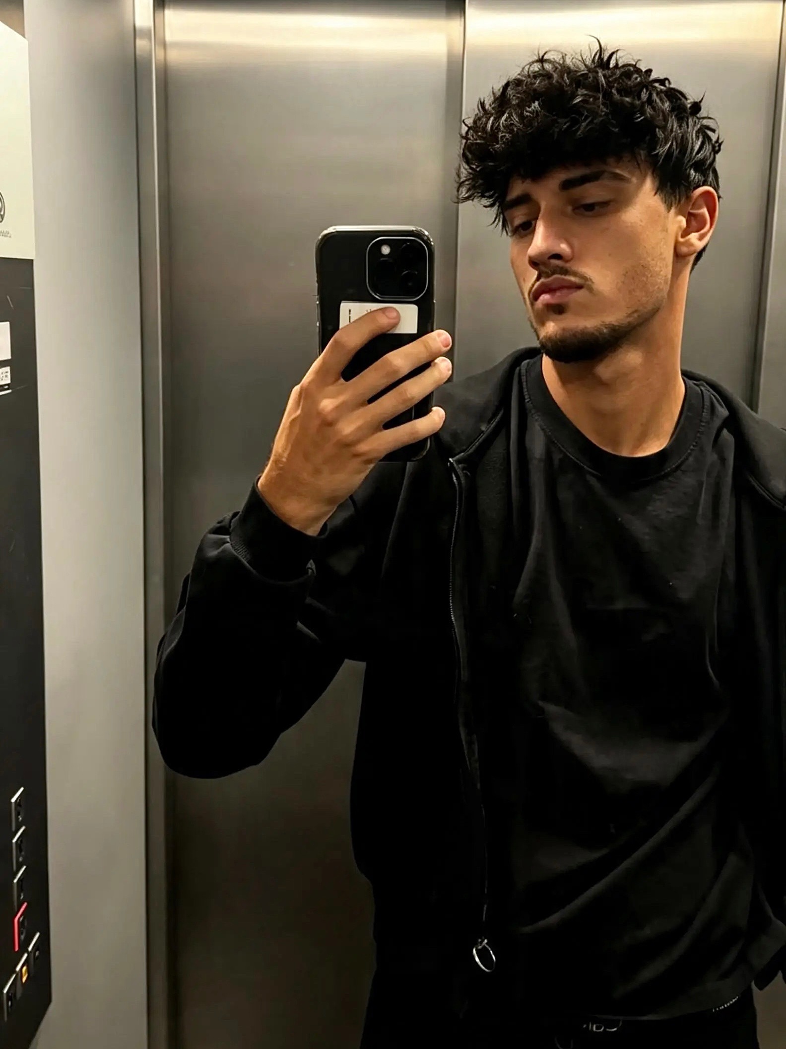 Azad6672