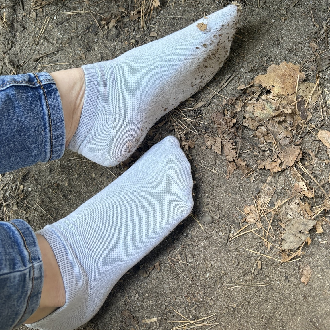 Draußen getragen & richtig dreckig 🧦😈