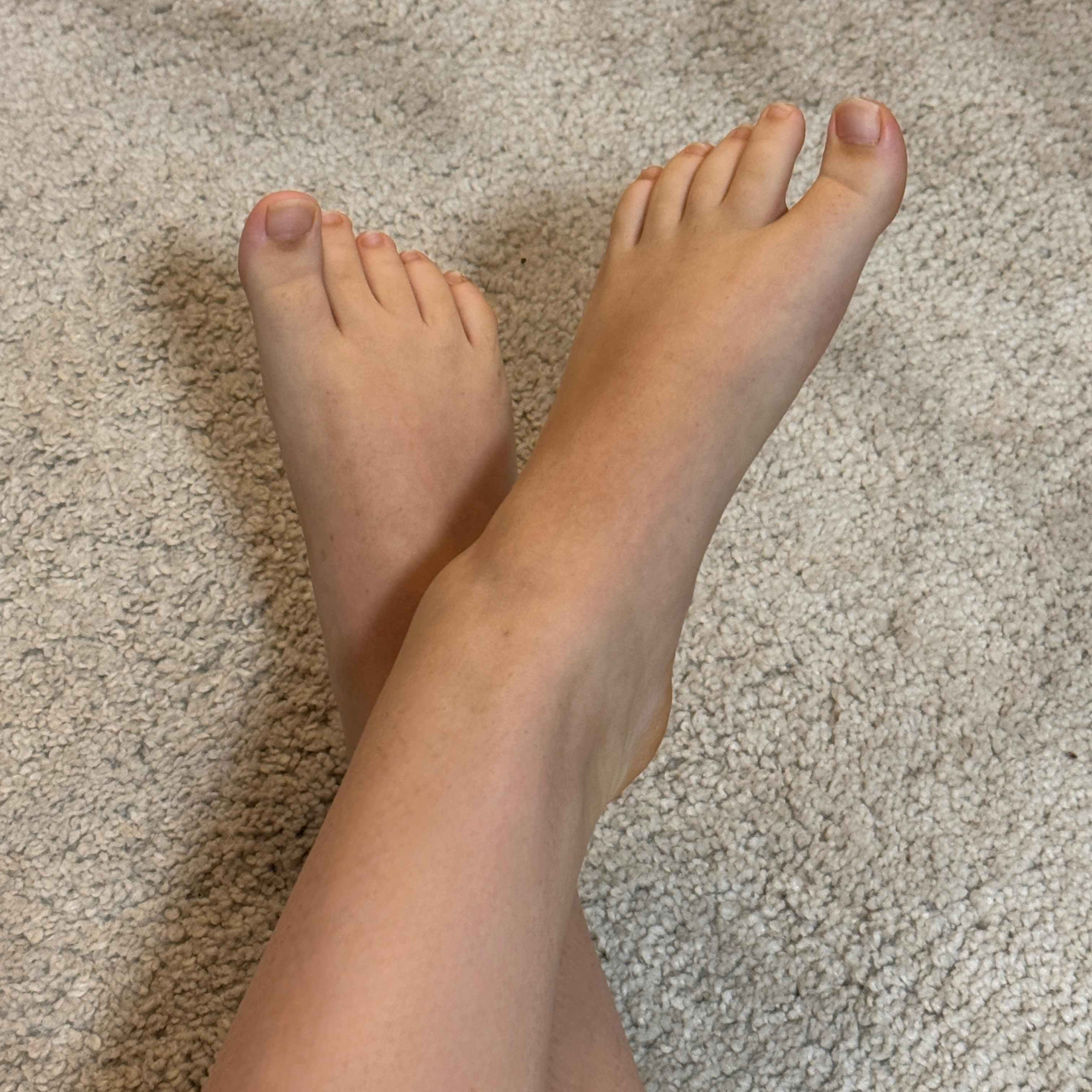 Sexchat, Videos und Customs 💦 Telegram: QueenLillyxoxo2