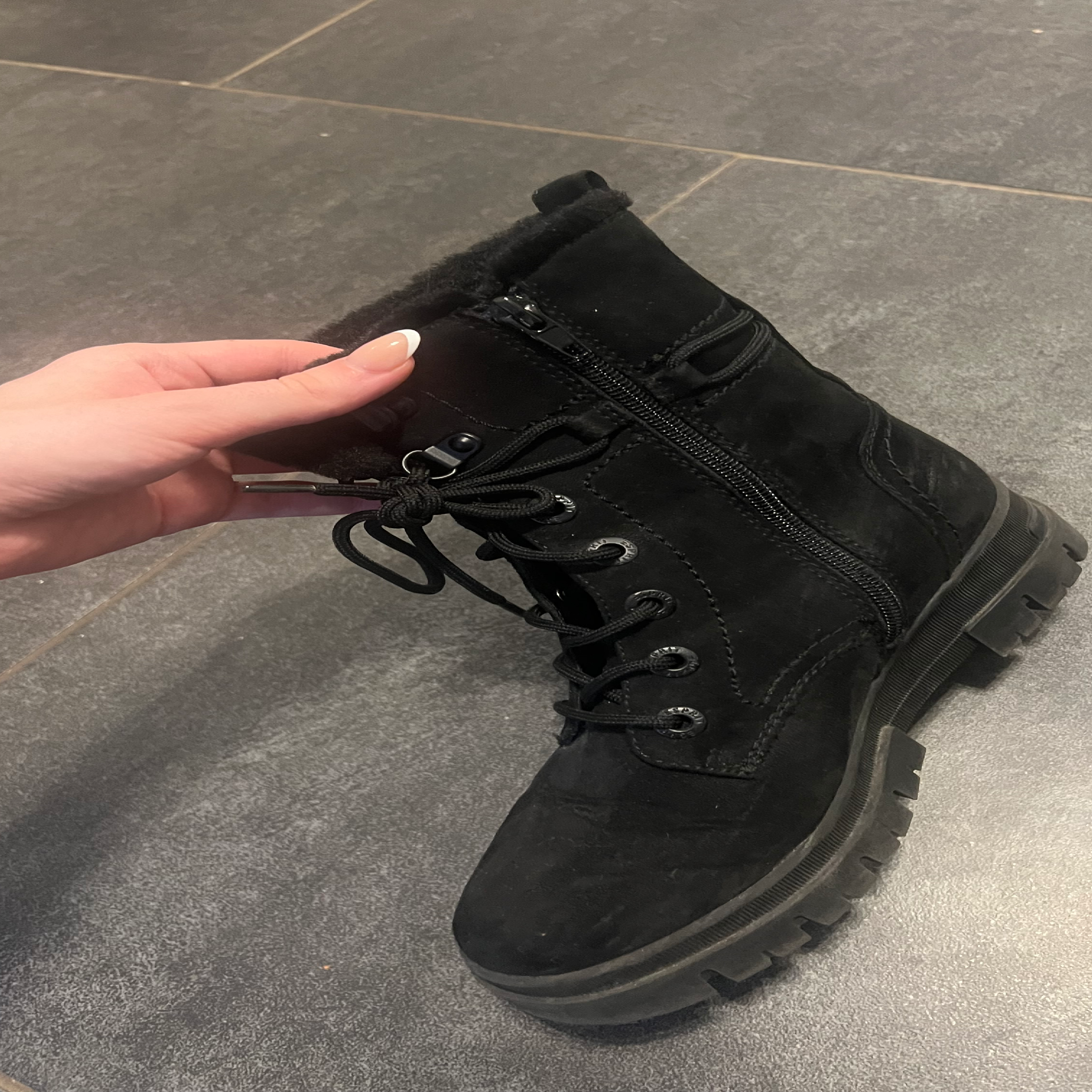 Winter boots